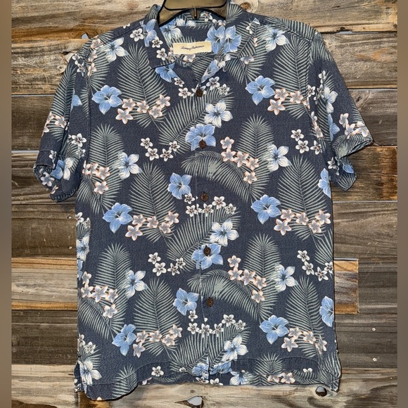 Tommy Bahama Other - Tommy Bahama Floral Hawaiian Blue Pocket Men's Camp Shirt 100%Silk Size S